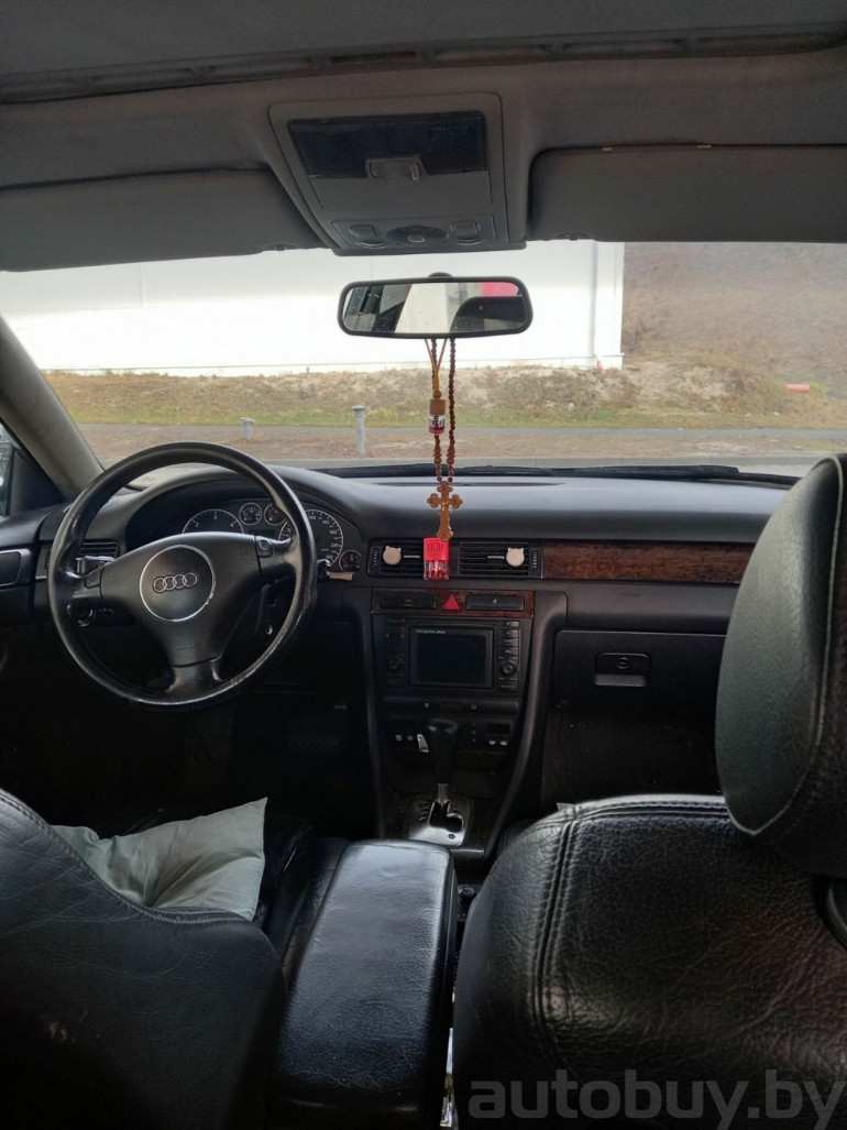 Audi A6 2 поколение (C5) [рестайлинг], 2001 года