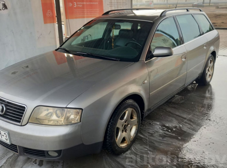 Audi A6 2 поколение (C5) [рестайлинг], 2001 года