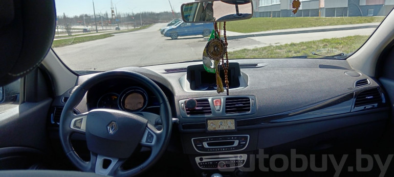 Renault Megane 3 поколение, 2011 года