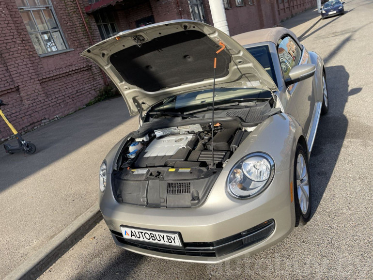 Volkswagen Beetle 2 поколение (A5), 2013 года