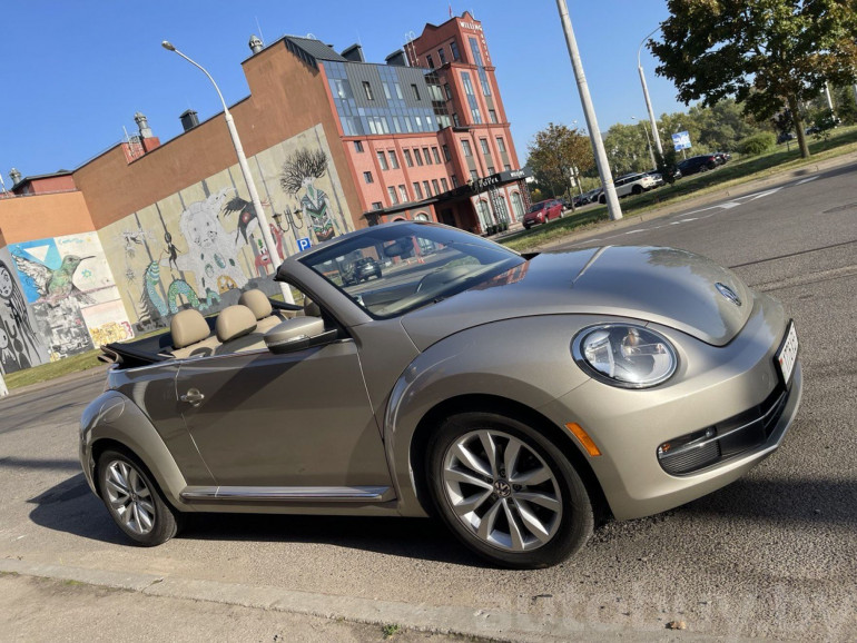 Volkswagen Beetle 2 поколение (A5), 2013 года