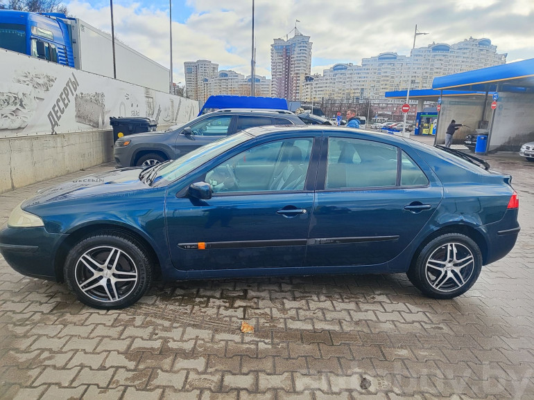 Renault Laguna 2 поколение, 2004 года