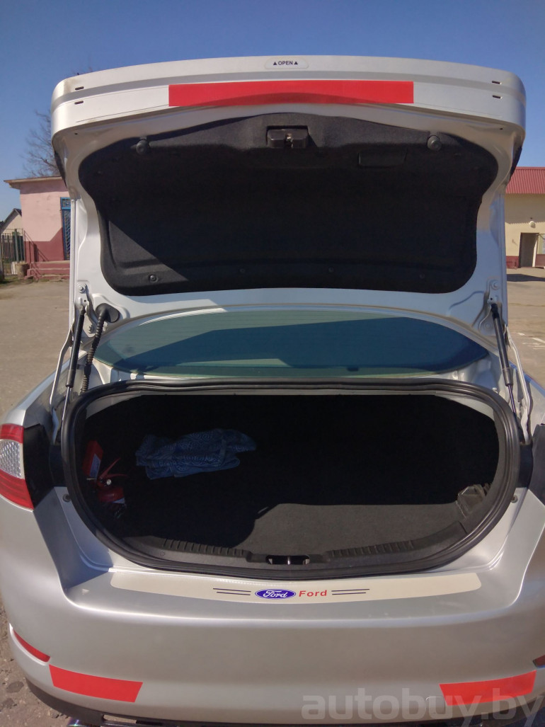 Ford Mondeo 4 поколение, 2010 года