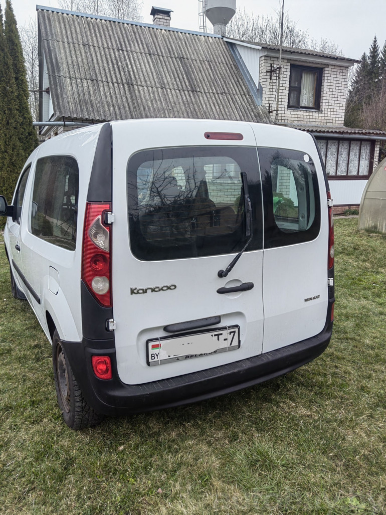 Renault Kangoo 2 поколение, 2009 года