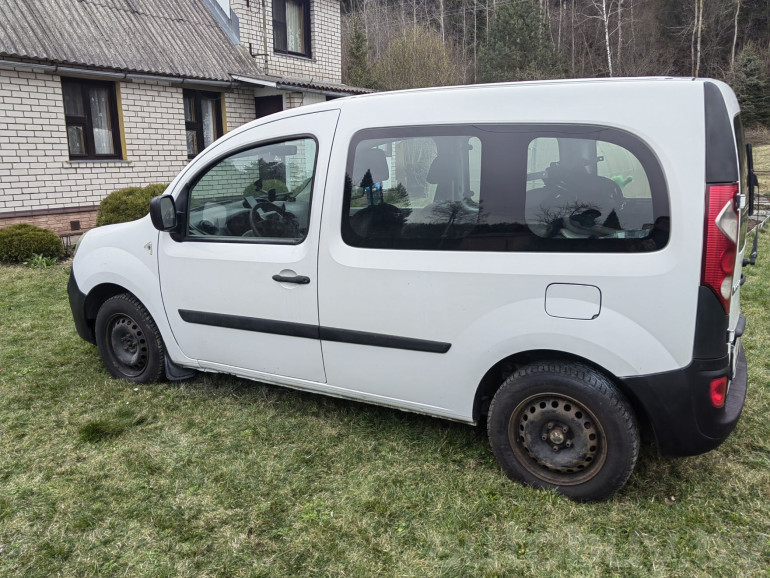 Renault Kangoo 2 поколение, 2009 года