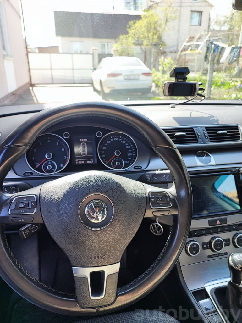 Volkswagen Passat 7 поколение (B7), 2012 года