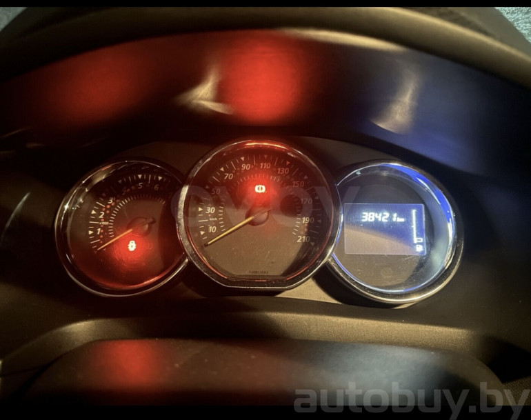 Renault Logan 2 поколение [рестайлинг], 2021 года