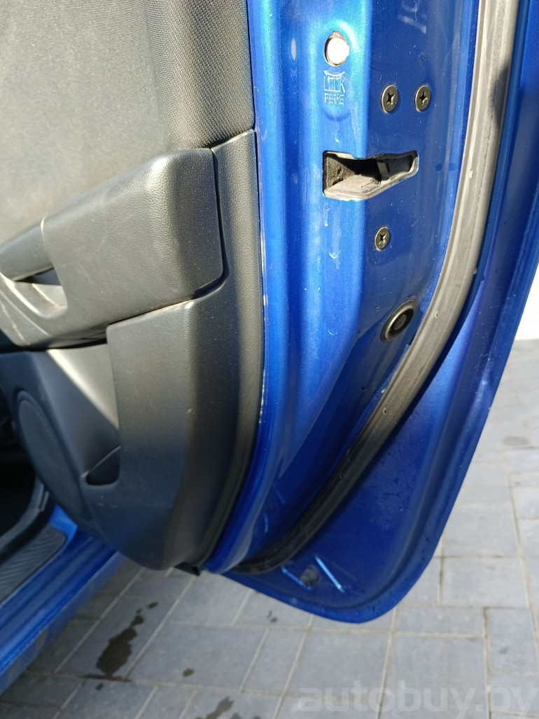 Mazda 3 1 поколение (BK), 2005 года