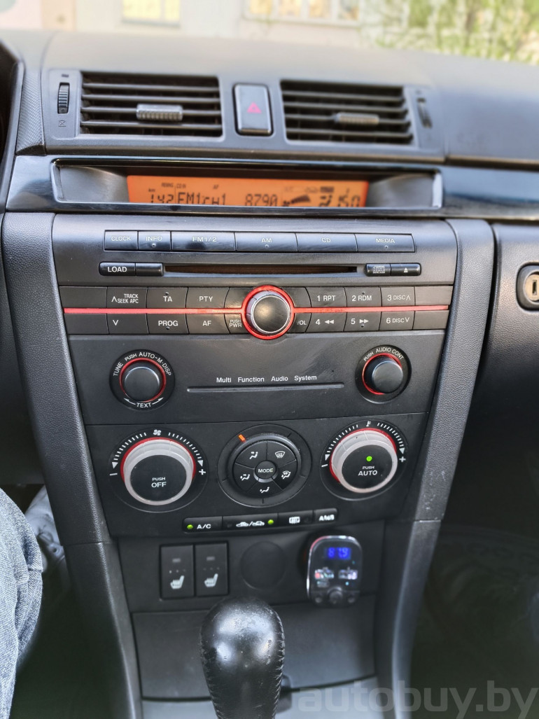 Mazda 3 1 поколение (BK), 2005 года