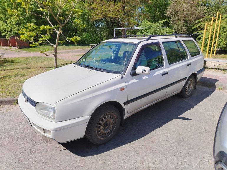 Volkswagen Golf 3 поколение, 1997 года