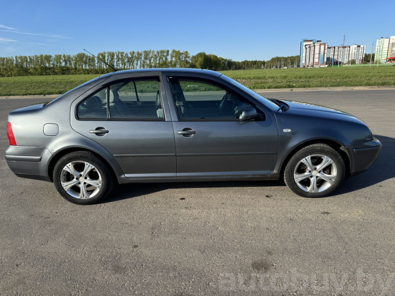 Volkswagen Jetta 4 поколение, 2003 года