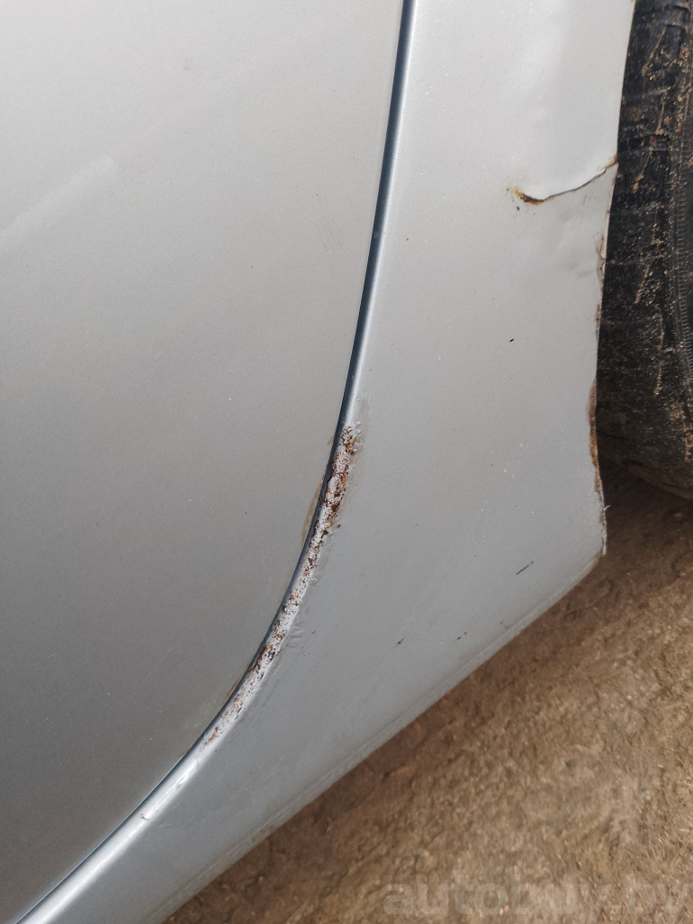 Renault Laguna 2 поколение, 2001 года