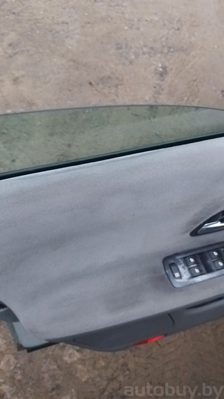 Renault Laguna 2 поколение, 2001 года