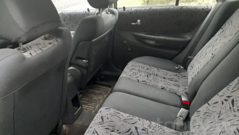 Mazda 323 6 поколение (BJ) [рестайлинг], 2000 года