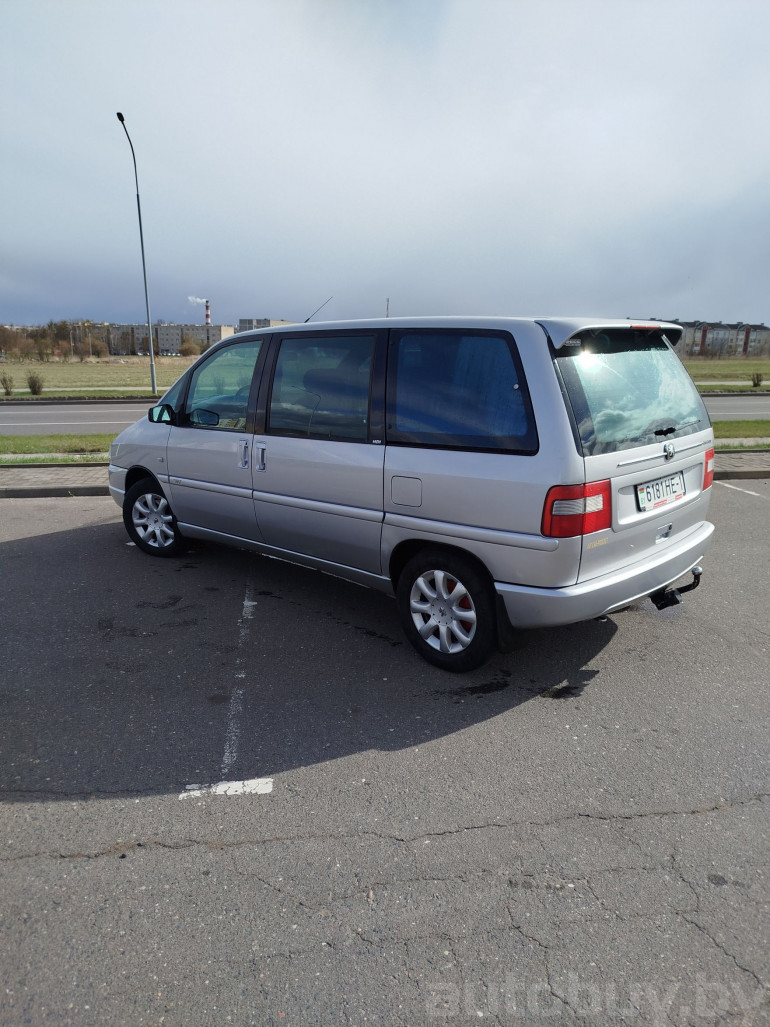 Peugeot 806 1 поколение [рестайлинг], 2000 года