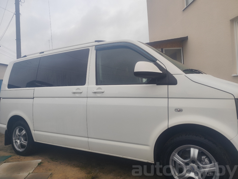 Volkswagen Caravelle 3 поколение (T5) [рестайлинг], 2010 года