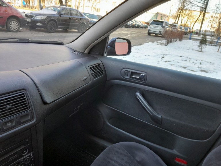 Volkswagen Golf 4 поколение, 2002 года