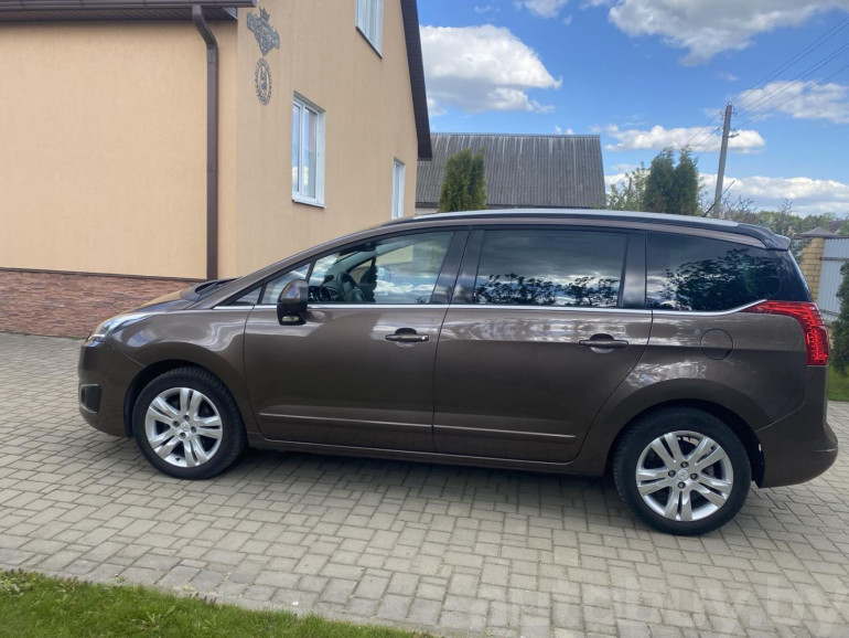 Peugeot 5008 1 поколение [рестайлинг], 2014 года