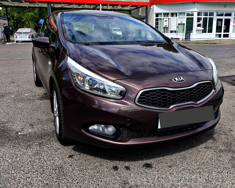 Kia Ceed 2 поколение, 2014 года