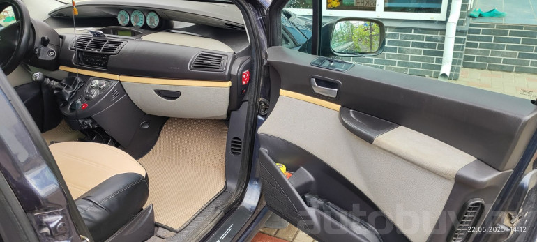 Citroen C8 1 поколение, 2003 года
