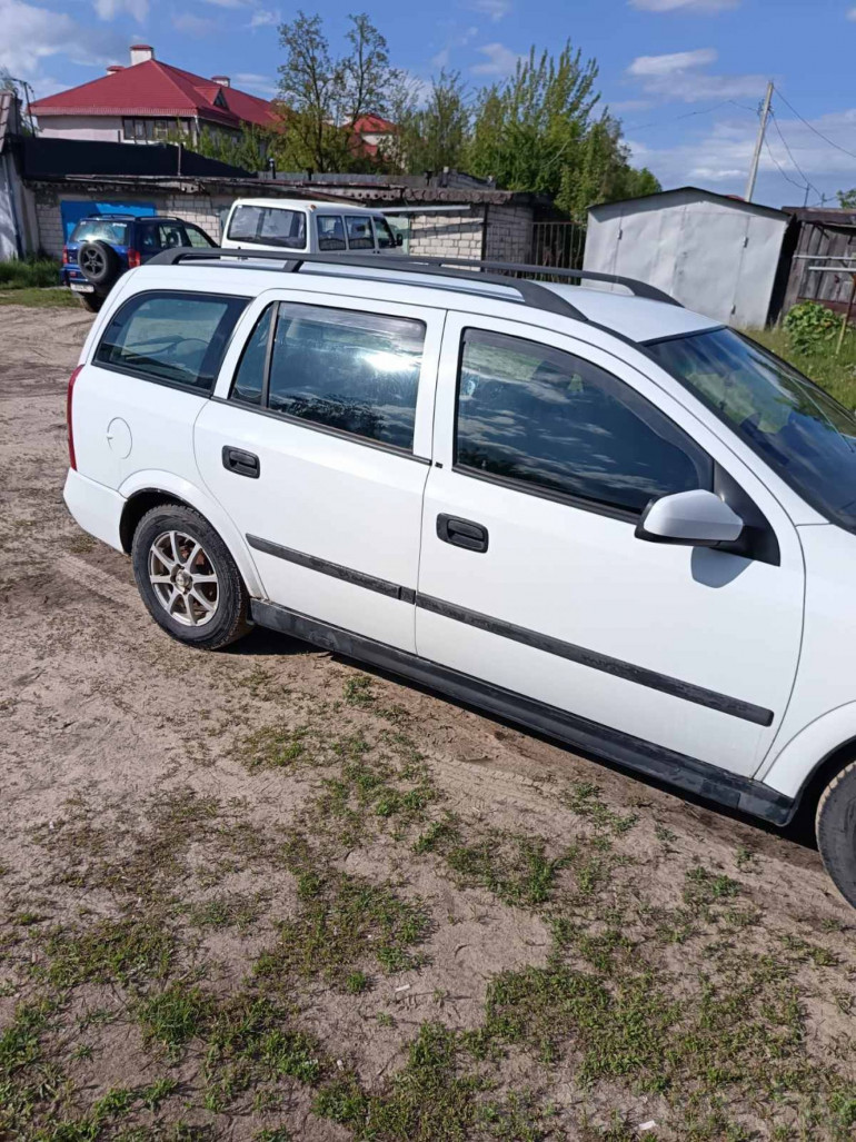 Opel Astra 2 поколение (G), 1998 года