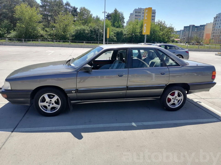 Audi 100 3 поколение (С3) [рестайлинг], 1988 года