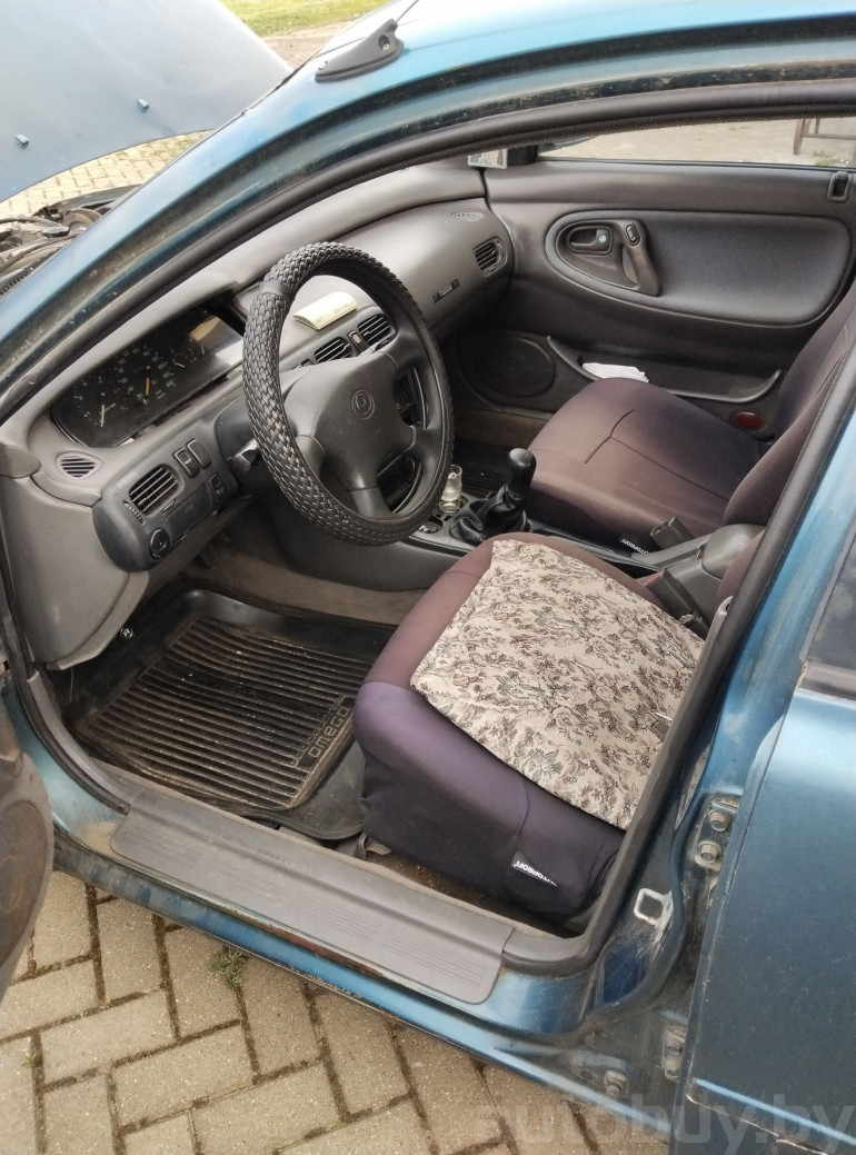 Mazda 626 4 поколение (GE), 1993 года