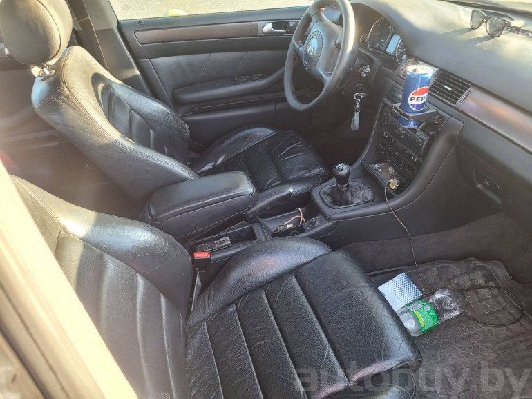 Audi A6 2 поколение (C5) [рестайлинг], 2002 года