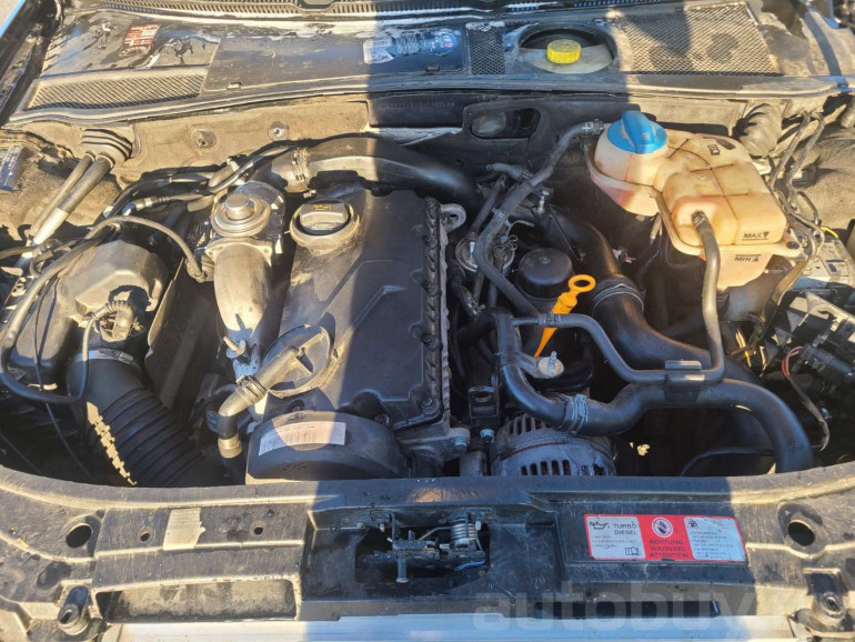 Audi A6 2 поколение (C5) [рестайлинг], 2002 года