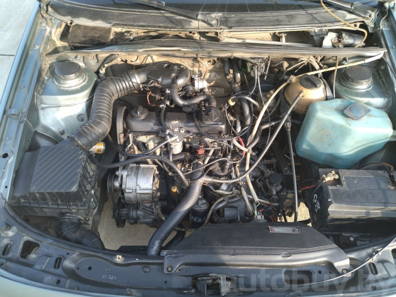 Volkswagen Passat 3 поколение (B3), 1988 года