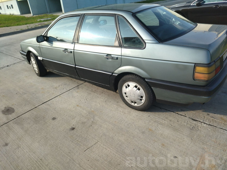 Volkswagen Passat 3 поколение (B3), 1988 года