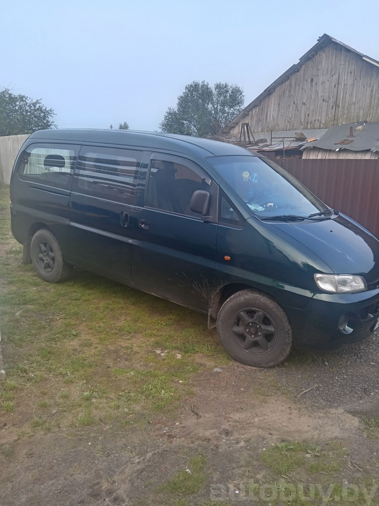 Hyundai H200 1 поколение, 2000 года