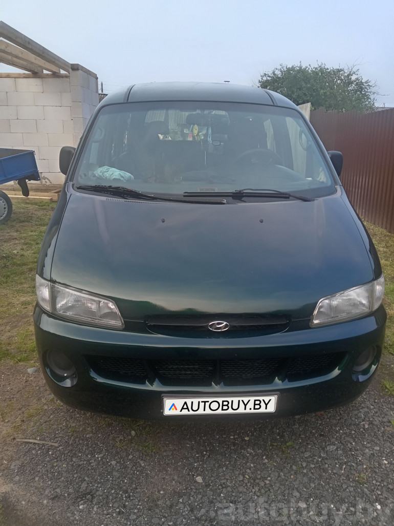 Hyundai H200 1 поколение, 2000 года
