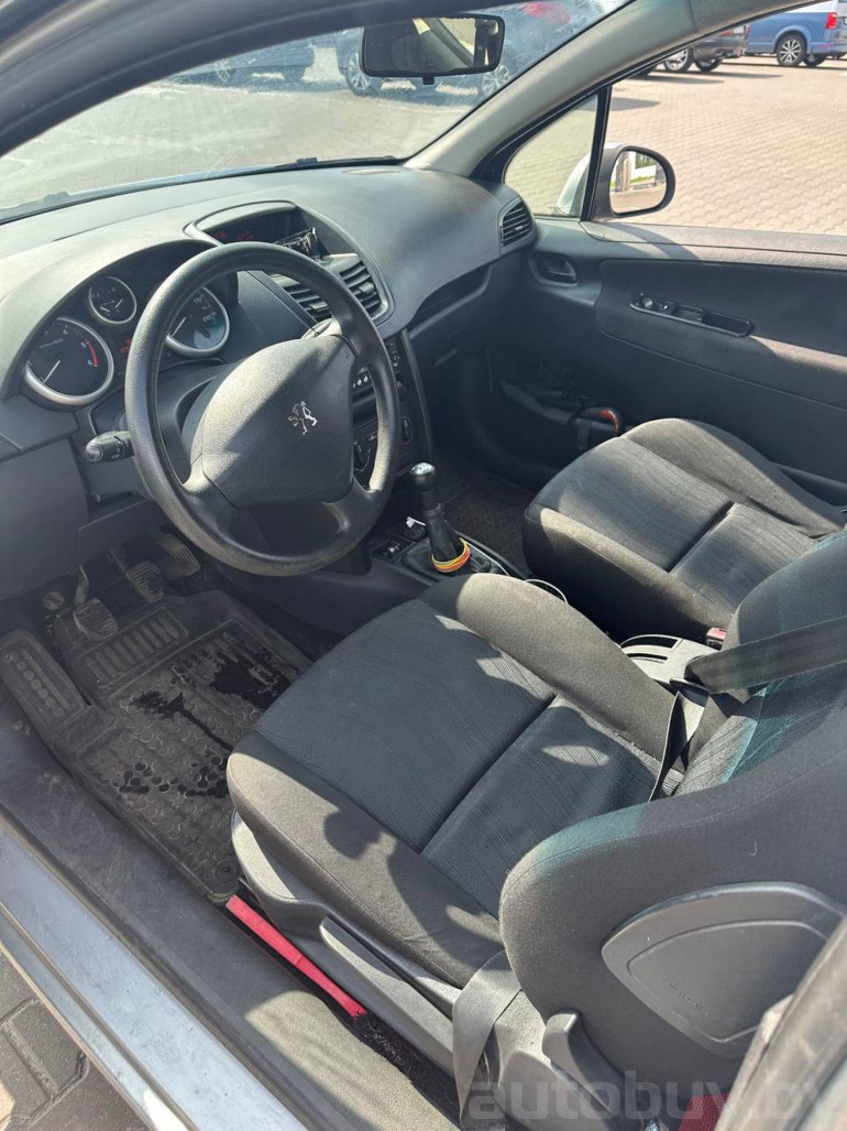 Peugeot 207 1 поколение, 2008 года