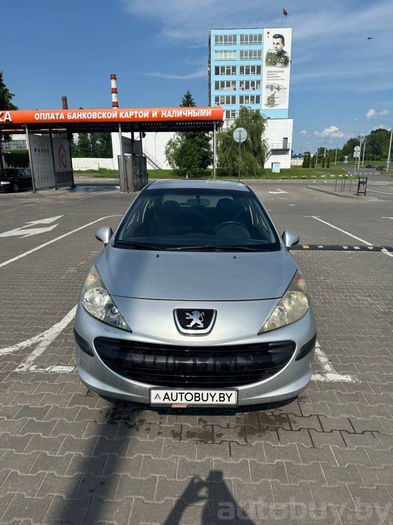 Peugeot 207 1 поколение, 2008 года