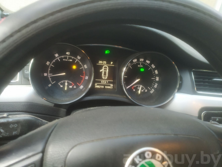 Skoda Superb 2 поколение, 2011 года