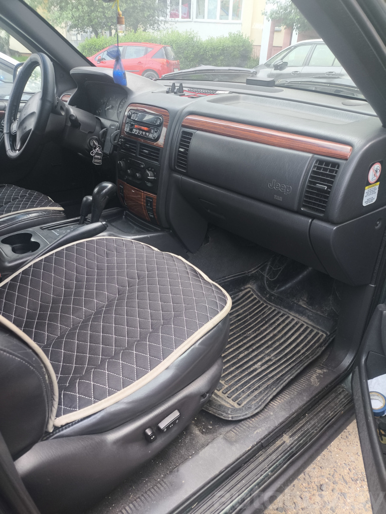 Jeep Grand Cherokee 2 поколение (WJ), 1999 года
