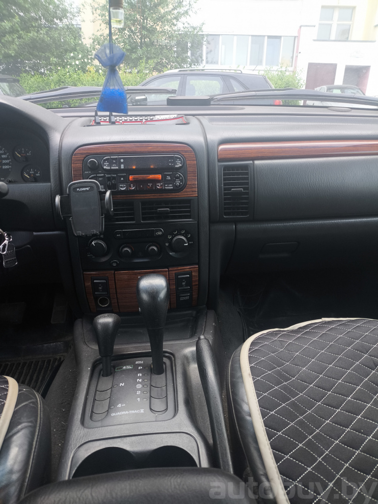 Jeep Grand Cherokee 2 поколение (WJ), 1999 года