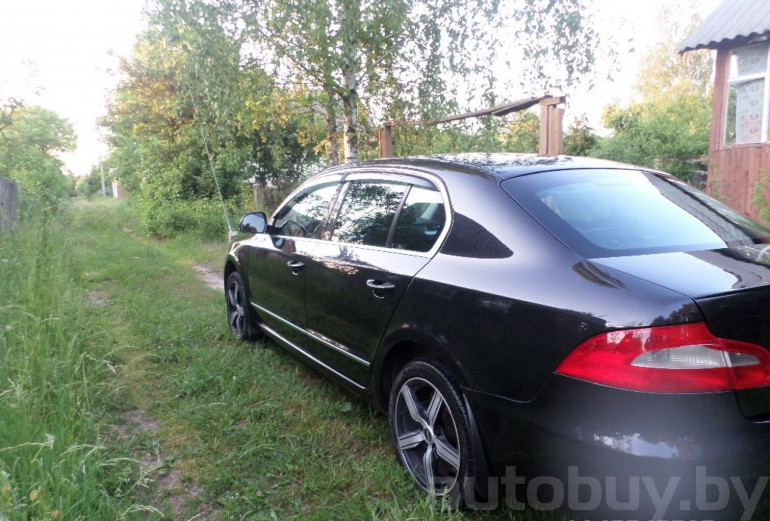 Skoda Superb 2 поколение, 2011 года