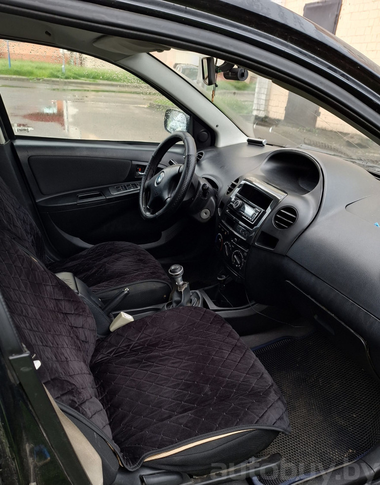 Geely MK 1 поколение, 2010 года