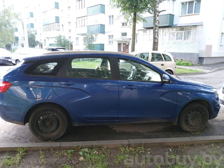 ВАЗ (Lada) Vesta 1 поколение, 2021 года