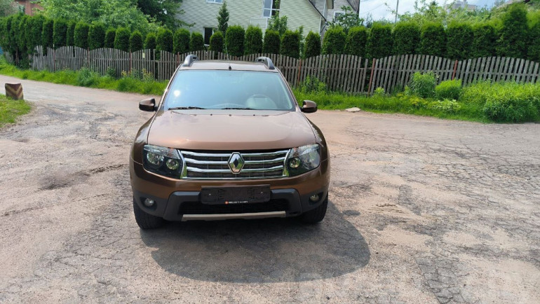 Renault Duster 1 поколение, 2014 года