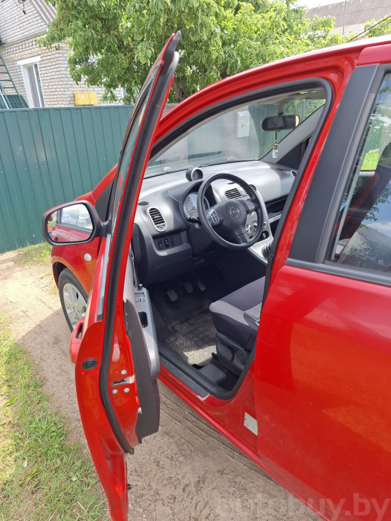 Opel Agila 2 поколение (B), 2008 года