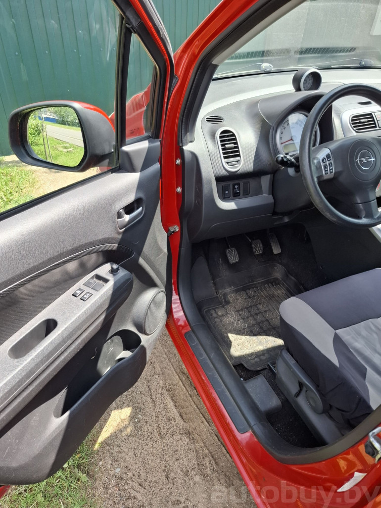 Opel Agila 2 поколение (B), 2008 года