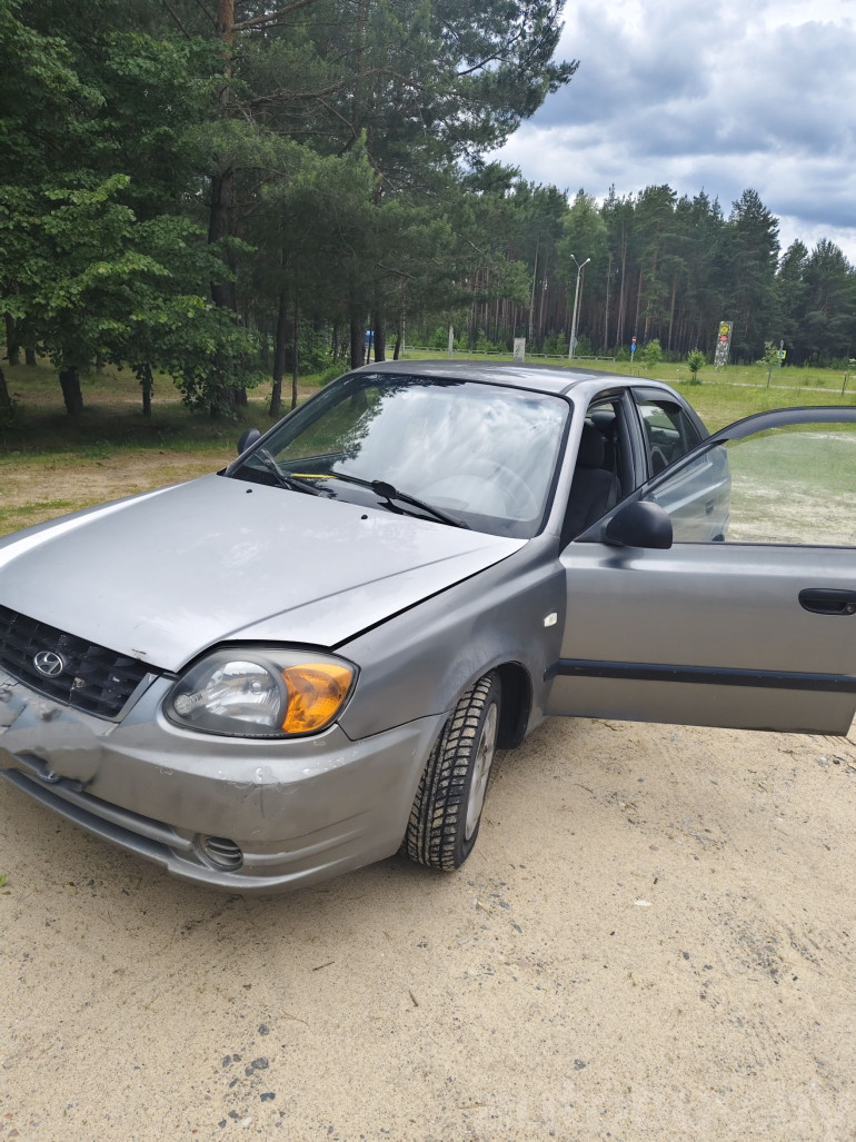Hyundai Accent 2 поколение [рестайлинг], 2004 года
