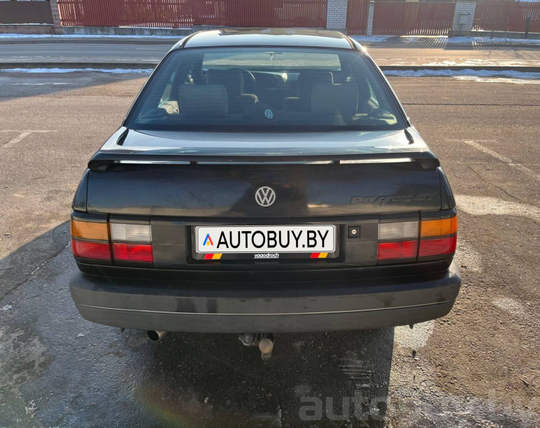 Volkswagen Passat 3 поколение (B3), 1989 года