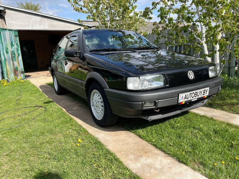 Volkswagen Passat 3 поколение (B3), 1989 года