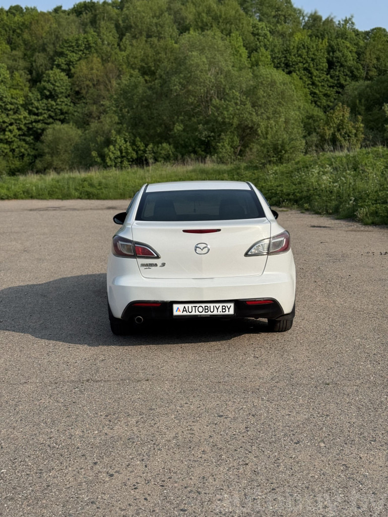Mazda 3 2 поколение (BL), 2010 года