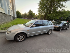 Mazda 323