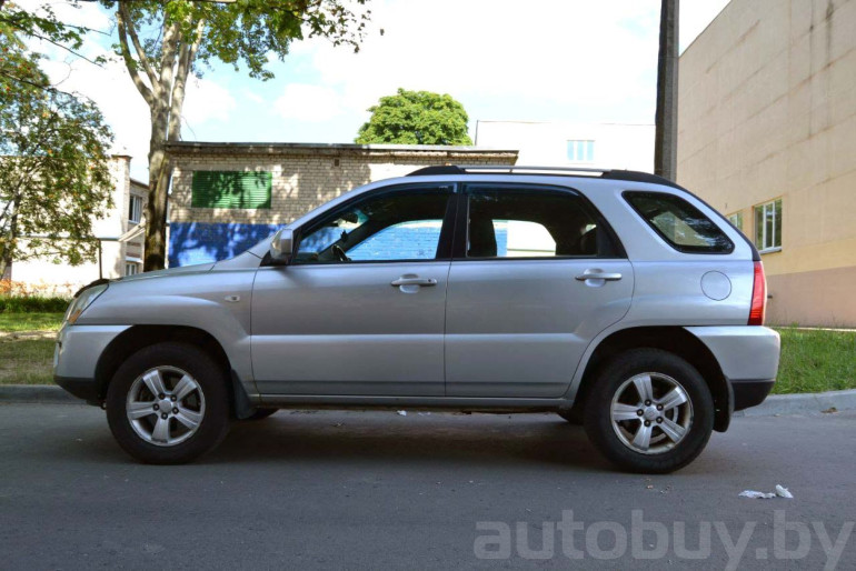 Kia Sportage 2 поколение [рестайлинг], 2009 года